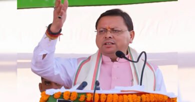 धामी सरकार के फैसलों से और धारदार हुई भगवा राजनीति, कुंभ के शंखनाद के बीच उत्तराखंड में तेज हुई हिंदुत्व की सियासत